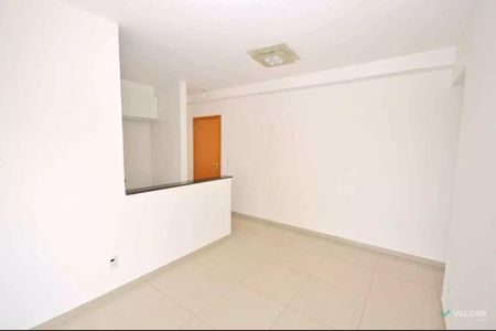 Apartamento à venda com 68m², 2 quartos e 2 vagasSala
