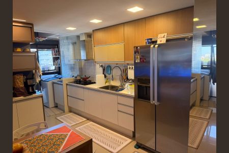 Cozinha de apartamento à venda com 4 quartos, 120m² em Recreio dos Bandeirantes, Rio de Janeiro