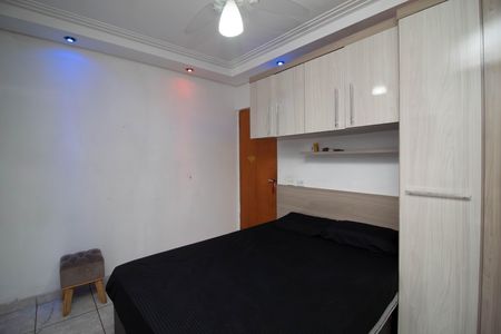 Quarto 2 de casa para alugar com 2 quartos, 100m² em Vila Barros, Guarulhos