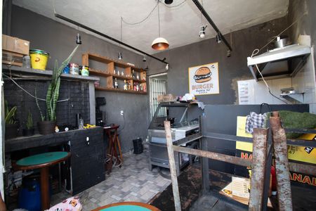 Casa para alugar com 100m², 2 quartos e 1 vaga Casa para alugar com 100m², 2 quartos e 1 vagaGaragem
