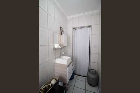 Casa para alugar com 100m², 2 quartos e 1 vaga Casa para alugar com 100m², 2 quartos e 1 vagaBanheiro 2
