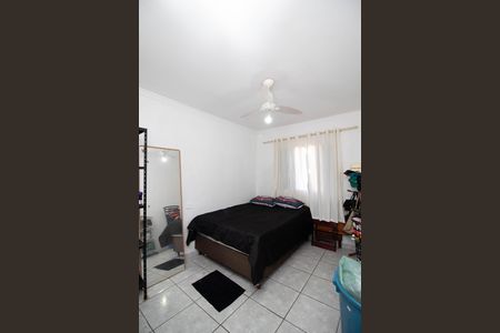 Casa para alugar com 100m², 2 quartos e 1 vaga Casa para alugar com 100m², 2 quartos e 1 vagaQuarto 1