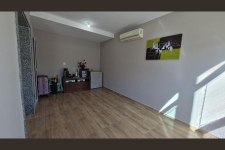 Casa de condomínio para alugar com 130m², 3 quartos e 1 vaga Casa de condomínio para alugar com 130m², 3 quartos e 1 vagaQuarto 2
