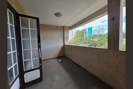 Casa à venda com 3 quartos, 141m² em Jardim America, Taboão da Serra