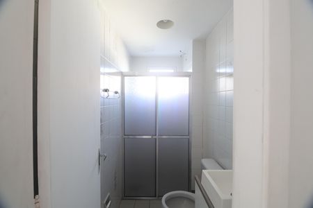 Banheiro da Suíte de apartamento para alugar com 1 quarto, 45m² em Vila Cachoeirinha, Cachoeirinha