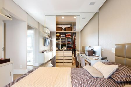 Quarto de apartamento à venda com 3 quartos, 157m² em Vila Anastácio, São Paulo
