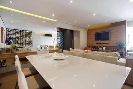 Apartamento à venda com 157m², 3 quartos e 3 vagasSala