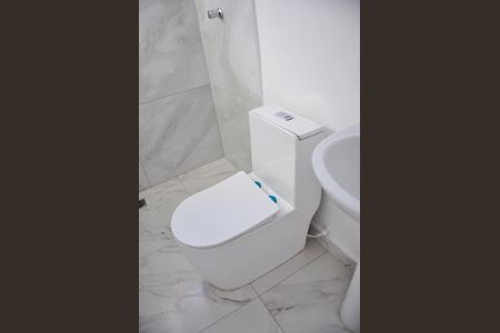 Detalhe - Banheiro Social de apartamento à venda com 1 quarto, 25m² em Vila Zat, São Paulo