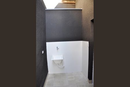 Apartamento para alugar com 25m², 1 quarto e sem vaga Apartamento para alugar com 25m², 1 quarto e sem vagaDetalhe - Varanda e Área de Serviço