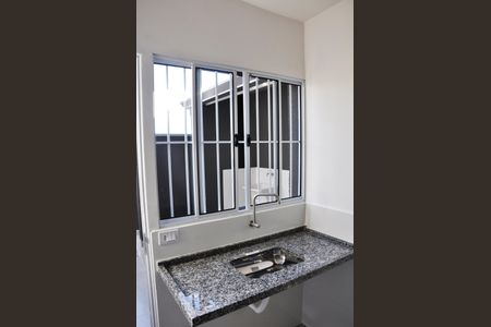 Detalhe - Sala e Cozinha de apartamento à venda com 1 quarto, 37m² em Vila Zat, São Paulo
