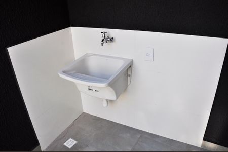 Apartamento para alugar com 37m², 1 quarto e sem vaga Apartamento para alugar com 37m², 1 quarto e sem vagaDetalhe - Quintal e Área de Serviço