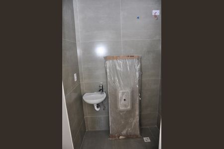 Detalhe - Banheiro Social de apartamento para alugar com 1 quarto, 37m² em Vila Zat, São Paulo