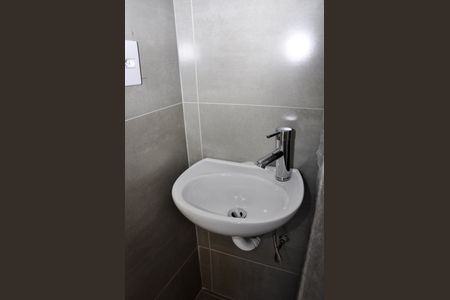 Apartamento para alugar com 37m², 1 quarto e sem vaga Apartamento para alugar com 37m², 1 quarto e sem vagaBanheiro Social