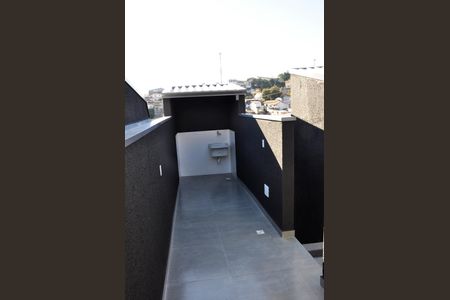 Apartamento para alugar com 27m², 1 quarto e sem vagaDetalhe - Quintal e Área de Serviço