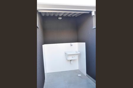 Detalhe - Quintal e Área de Serviço de apartamento à venda com 1 quarto, 27m² em Vila Zat, São Paulo