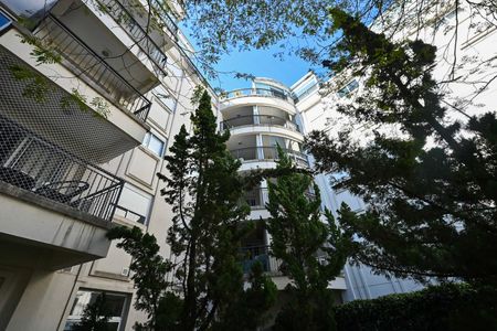 Fachada de apartamento para alugar com 2 quartos, 65m² em Morumbi, São Paulo