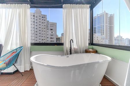 Banheiro da Suíte de apartamento para alugar com 1 quarto, 140m² em Santa Cecilia, São Paulo