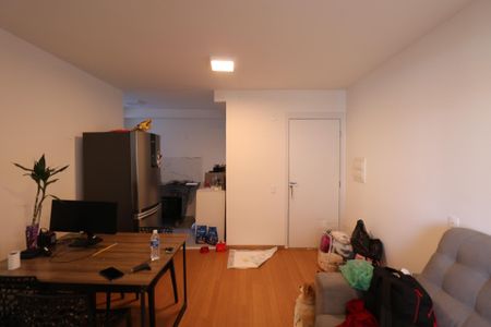 Sala de apartamento para alugar com 3 quartos, 56m² em Jardim Canhema, Diadema