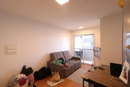 Sala de apartamento para alugar com 3 quartos, 56m² em Jardim Canhema, Diadema