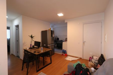 Sala de apartamento para alugar com 3 quartos, 56m² em Jardim Canhema, Diadema