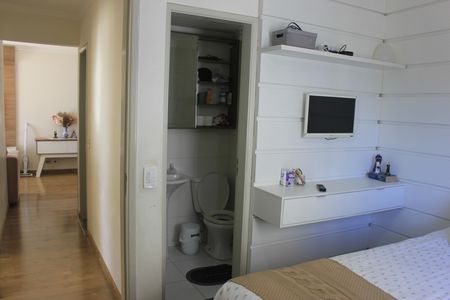Apartamento à venda com 71m², 3 quartos e 2 vagasSuíte 
