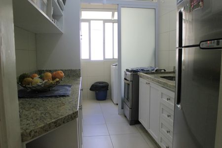 Apartamento à venda com 71m², 3 quartos e 2 vagasCozinha 
