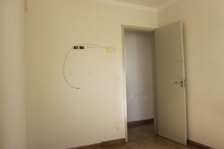 Apartamento à venda com 71m², 3 quartos e 2 vagasQuarto 3