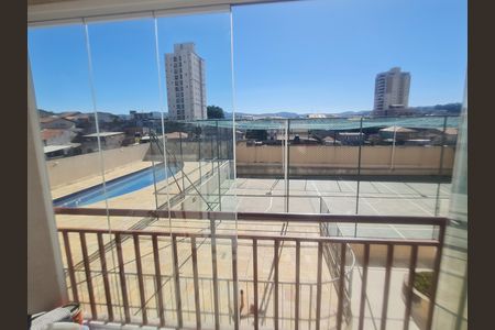 Apartamento à venda com 71m², 3 quartos e 2 vagas Apartamento à venda com 71m², 3 quartos e 2 vagasVaranda