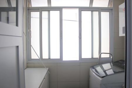 Apartamento à venda com 71m², 3 quartos e 2 vagasLavanderia 