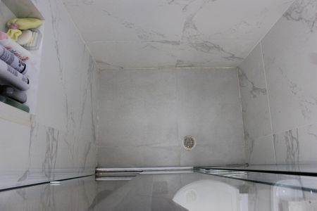 Apartamento à venda com 71m², 3 quartos e 2 vagasBanheiro social 