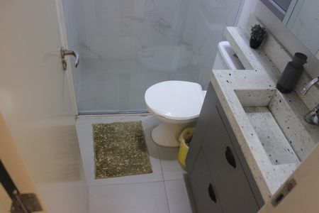 Apartamento à venda com 71m², 3 quartos e 2 vagasBanheiro social 