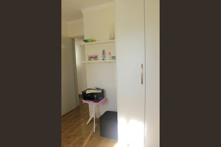 Apartamento à venda com 71m², 3 quartos e 2 vagasQuarto 2
