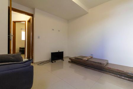 Quarto 2 de apartamento para alugar com 2 quartos, 42m² em Vila Euthalia, São Paulo