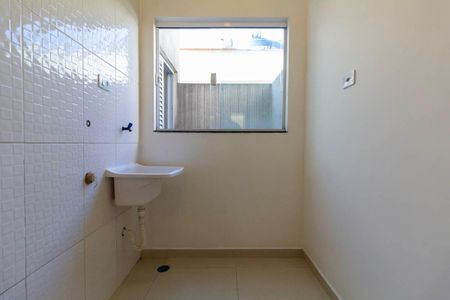Apartamento para alugar com 42m², 2 quartos e sem vaga Apartamento para alugar com 42m², 2 quartos e sem vagaSala, Cozinha e Área de Serviço
