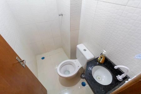 Banheiro de apartamento para alugar com 2 quartos, 42m² em Vila Euthalia, São Paulo