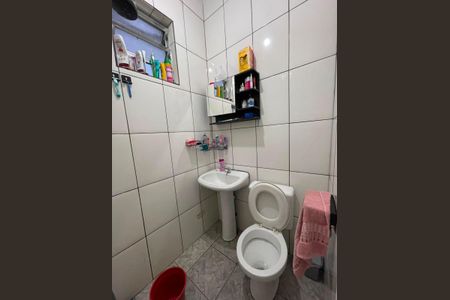 Banheiro de casa à venda com 5 quartos, 109m² em Grajaú, São Paulo