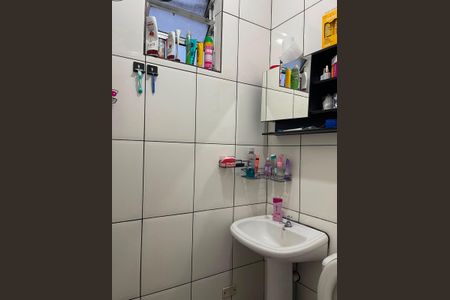 Banheiro de casa à venda com 5 quartos, 109m² em Grajaú, São Paulo