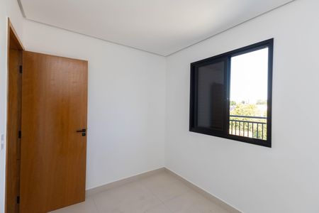 Quarto 2 de apartamento para alugar com 2 quartos, 80m² em Vila Germinal, São Paulo