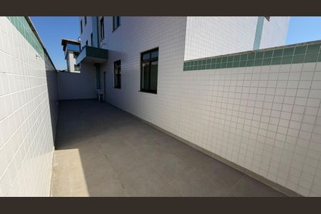 Apartamento à venda com 119m², 3 quartos e 2 vagas Apartamento à venda com 119m², 3 quartos e 2 vagasÁrea externa