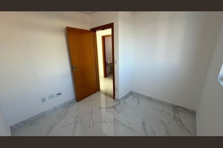 Sala de apartamento à venda com 3 quartos, 71m² em Camargos, Belo Horizonte