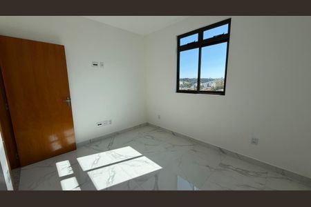 Apartamento à venda com 71m², 3 quartos e 2 vagasQuarto