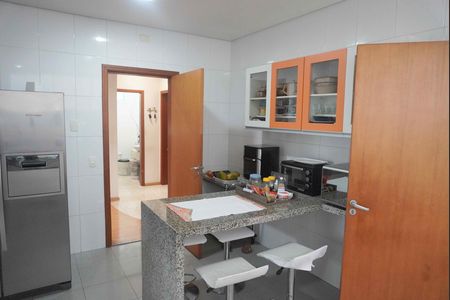 Cozinha de casa de condomínio à venda com 7 quartos, 420m² em Alphaville, Santana de Parnaíba