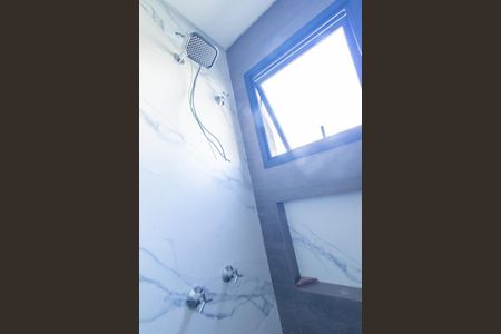 Banheiro Social de apartamento para alugar com 2 quartos, 100m² em Tingui, Curitiba