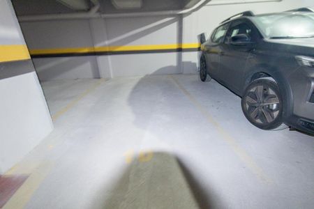 Garagem de apartamento para alugar com 2 quartos, 100m² em Tingui, Curitiba