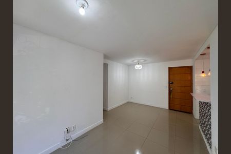 Apartamento à venda com 83m², 3 quartos e 1 vaga Apartamento à venda com 83m², 3 quartos e 1 vagaSala