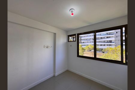Apartamento à venda com 83m², 3 quartos e 1 vaga Apartamento à venda com 83m², 3 quartos e 1 vagaSuíte
