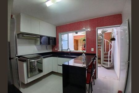 Casa à venda com 2 quartos, 75m² em Vila Baby, São Paulo