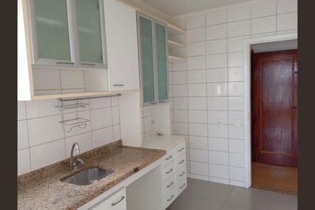 Apartamento para alugar com 2 quartos, 76m² em Vila Marieta, Campinas