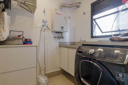 Apartamento à venda com 142m², 4 quartos e 3 vagas Apartamento à venda com 142m², 4 quartos e 3 vagasÁrea de Serviço