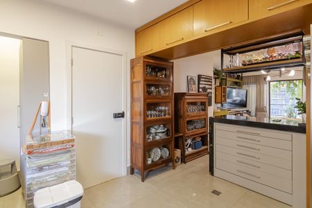 Apartamento à venda com 142m², 4 quartos e 3 vagas Apartamento à venda com 142m², 4 quartos e 3 vagasCozinha